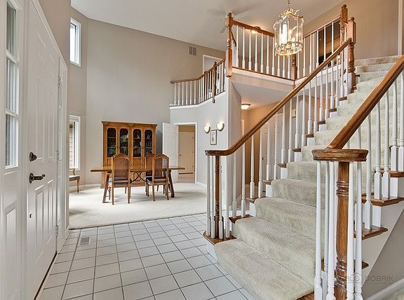 5th image of 1926 Forest Creek Ln #1926