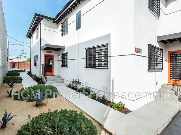 9009-9011 S Normandie Ave, Los Angeles, CA 90044