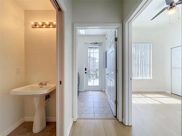 3716 Avalon Park East Blvd — Photo 55
