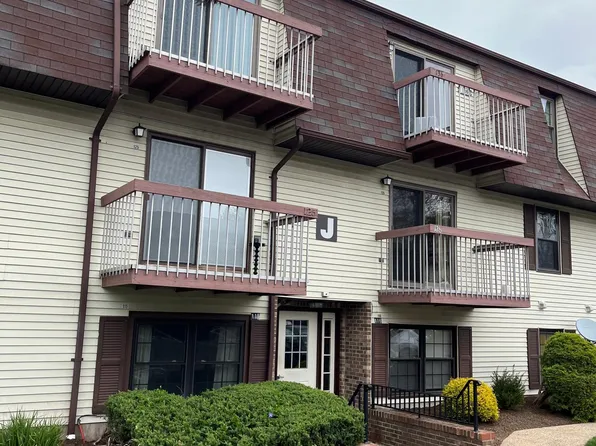 115 Orlando St Unit 115, Edison, NJ 08817