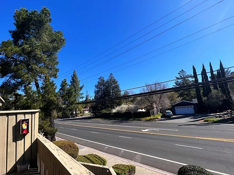 Moraga Road — Photo 35