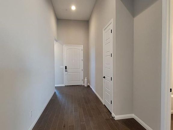 5th image of 8680 Fordster St