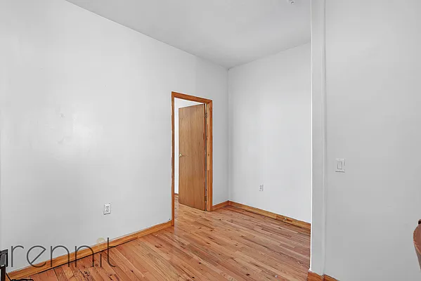 Rented by Rennit Inc. | media 10