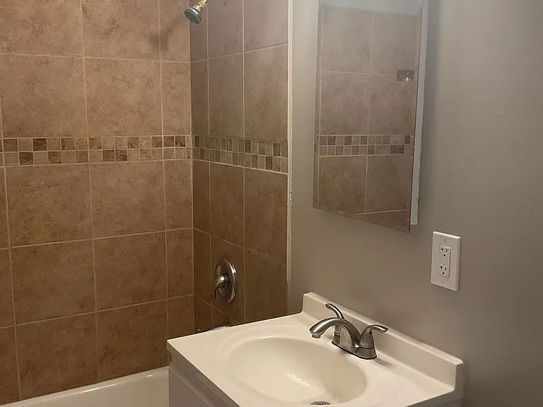 5143 Clara St — Photo 22