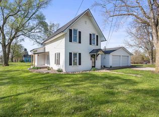 301 S High St, Albion, IN 46701