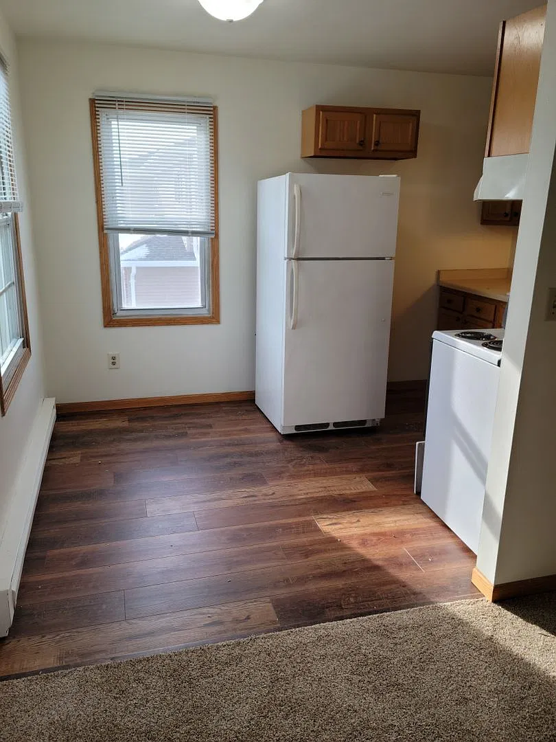 2625 Bowen St. — Photo 4