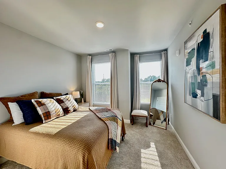 1253 S Blount St #201 — Photo 20