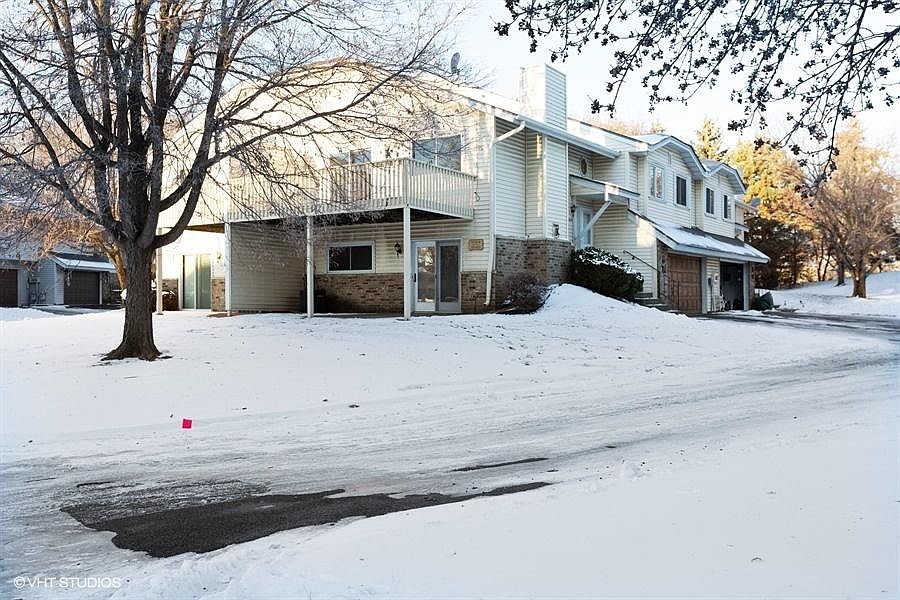 1st image of 1044 Aston Cir