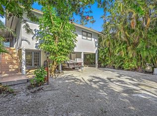 2022 Frederick St, Naples, FL 34112