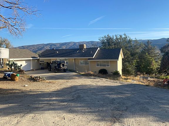 3rd image of 8822 Babia St
