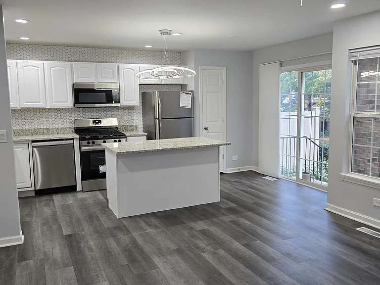 1441 Wyndham Cove Ln — Photo 10