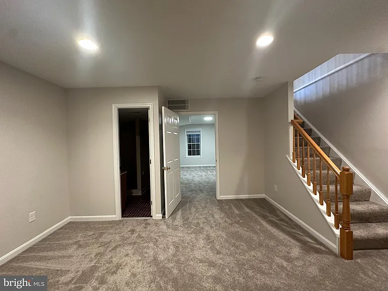 2120 N Tazewell Ct — Photo 25