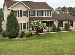 7122 Goldcris Ln, Northampton, PA 18067