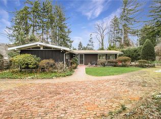 16 White House Rd, White Plains, NY 10607