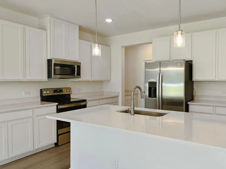 6009 Immortal Ct — Photo 4