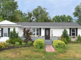 1018 E Jay St, Eldon, MO 65026