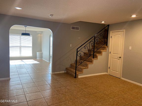 3rd image of 4433 Stanton St #Mt30