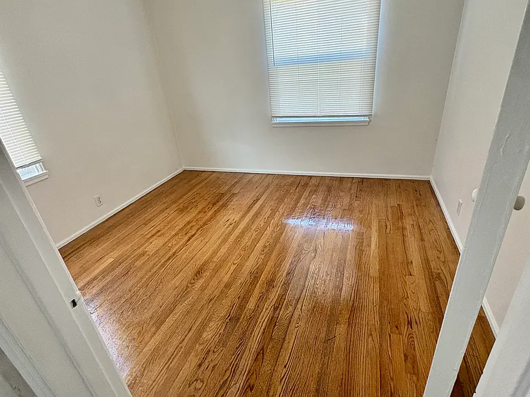 3550 Farmdale Ave #3554 — Photo 10