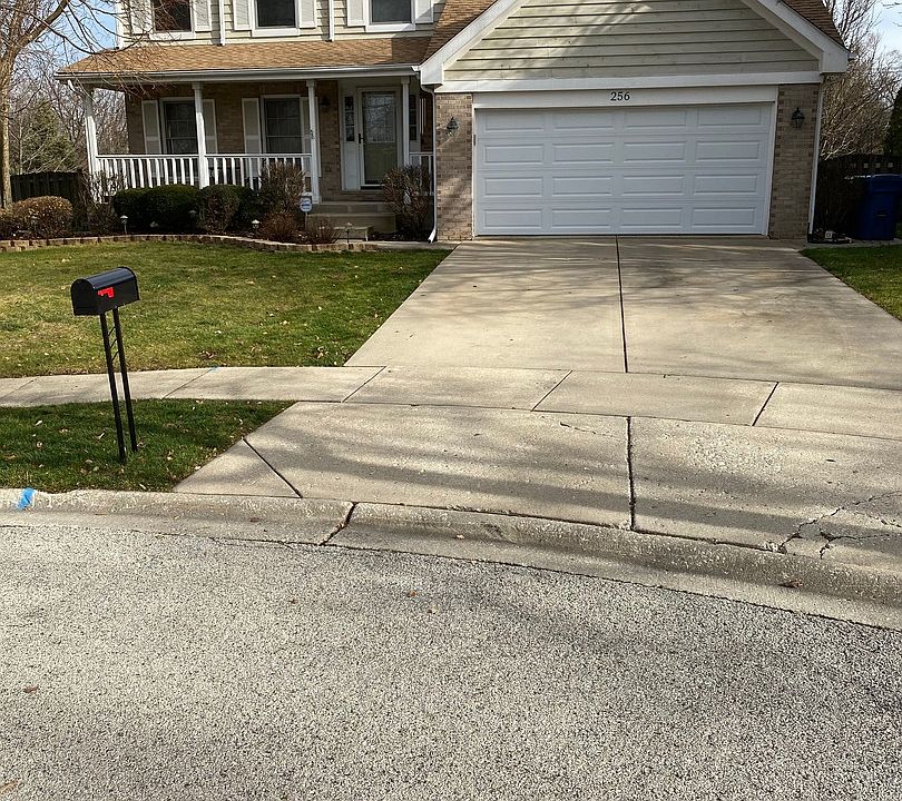 1st image of 256 Montego Ct
