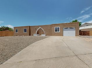 811 Gral Trevino Dr SE, Rio Rancho, NM 87124