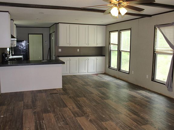 4th image of 555 Beaver Run