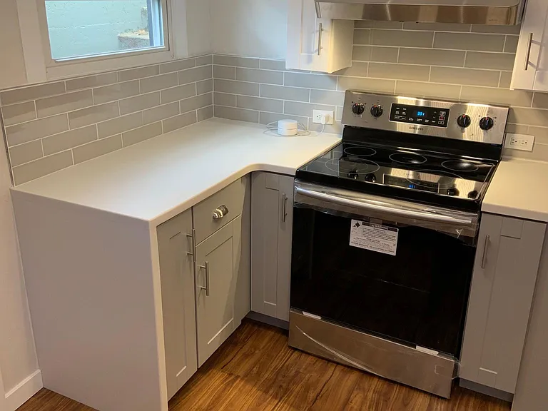 605 Edwards St #B — Photo 13