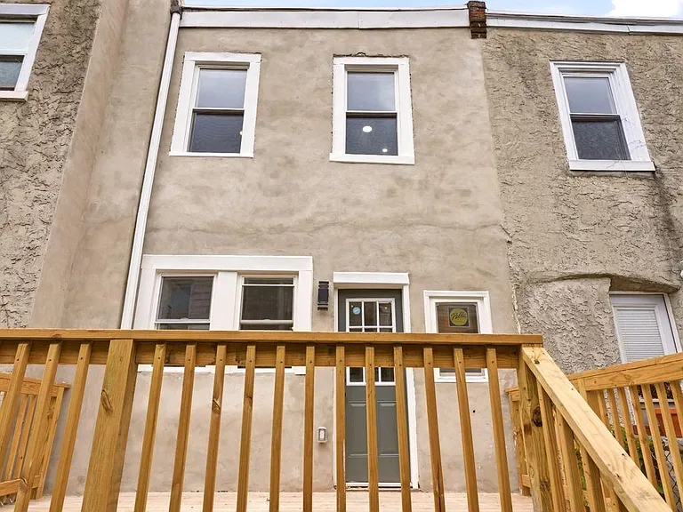 512 S Yewdall St — Photo 35