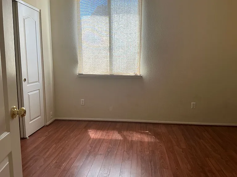 2023 Lauritson Ln — Photo 15