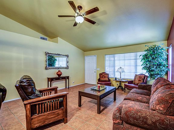2nd image of 6404 N 79th Ln