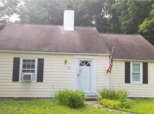 33 Hickok Ave, Bethel, CT 06801