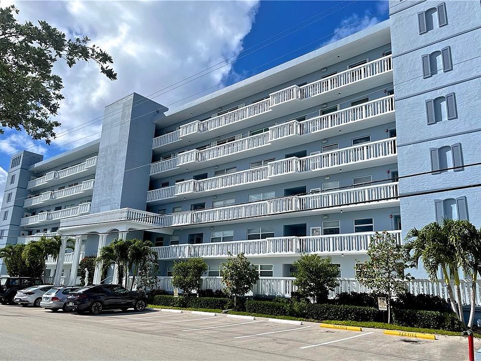 1st image of 2829 NE 33rd Court #405