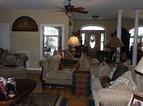 3rd image of 3217 Mattie Florence Dr
