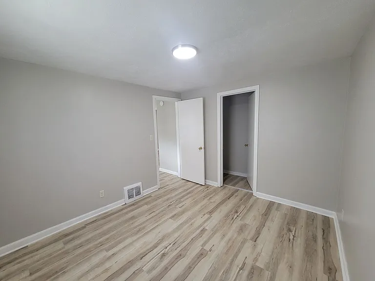 152 Maywood Avenue — Photo 6