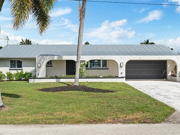 2nd image of 6128 Cocos DR