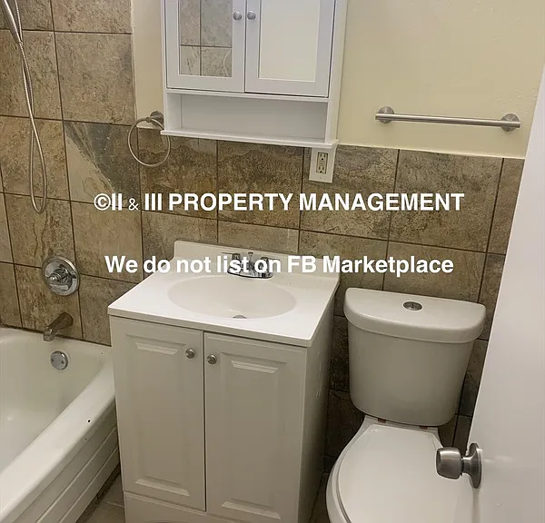6008 E 151st Ter #B — Photo 11
