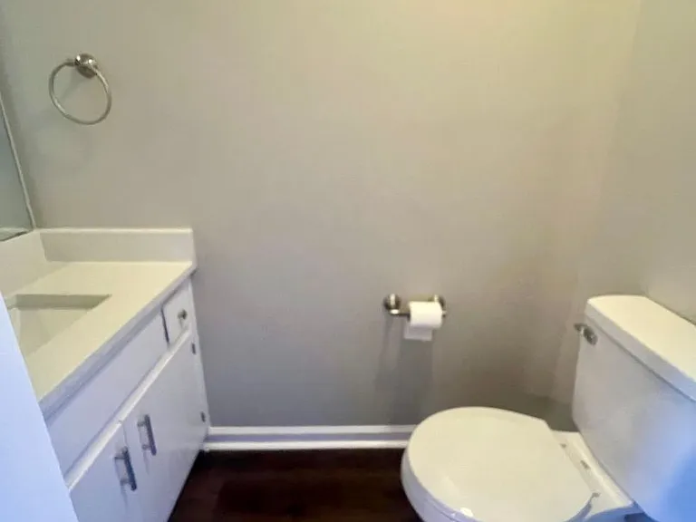 303 Dare St — Photo 7
