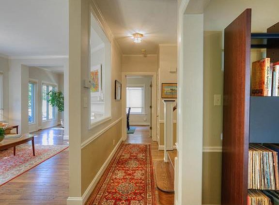 4th image of 7 Dartford Ave