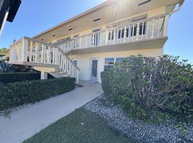 34 Northampton B, West Palm Beach, FL
