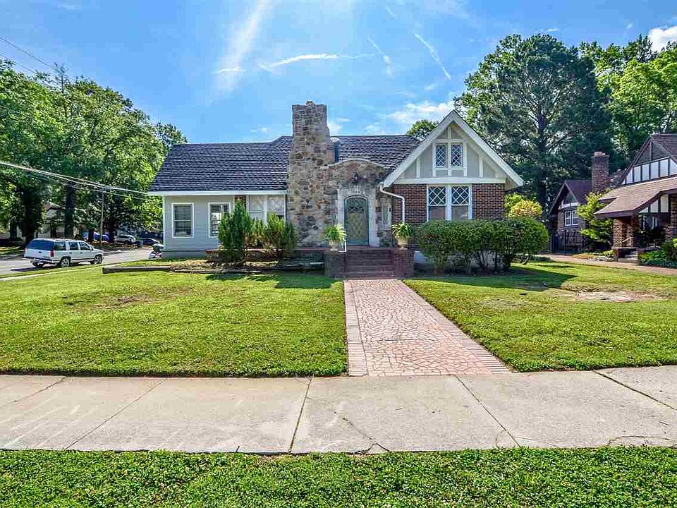 1st image of 934 Kensington Pl