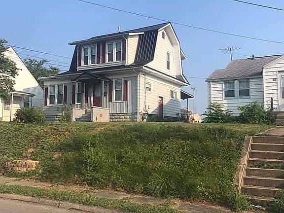 2nd image of 707 Bird St