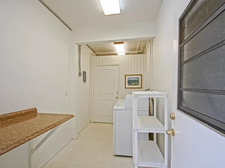 1815 Clark Ln — Photo 28