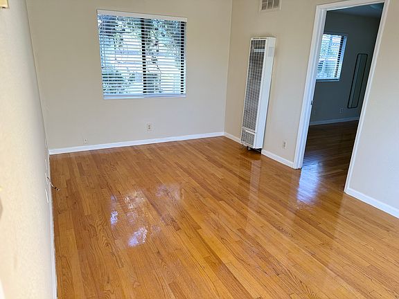 3rd image of 23 S 9th St APT 4