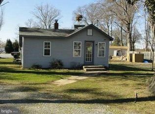 17057 Cobb Island Rd, Cobb Island, MD 20625