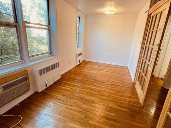 2nd image of 5015 39th St APT 2H