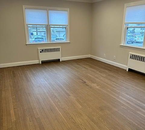 4th image of 60 Neptune Blvd APT 1A