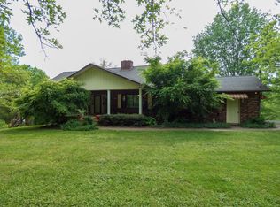 1942 River Shores Dr, Knoxville, TN 37914