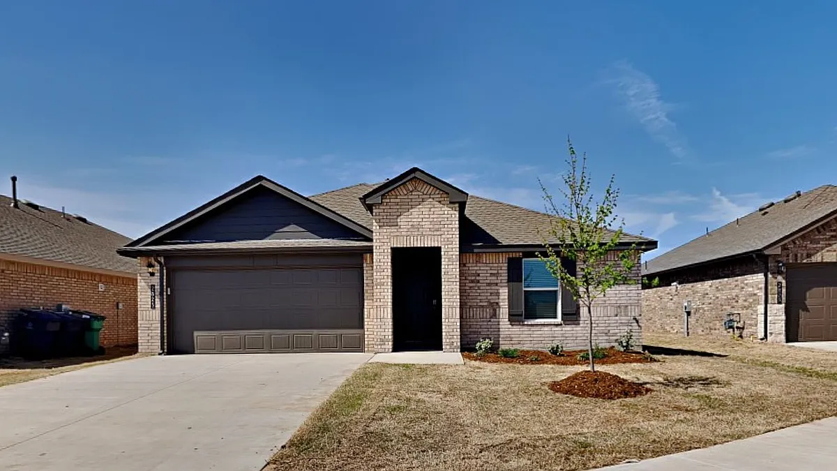 Building Photo - 2825 Otis Ln