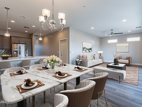 2nd image of 2315 E PINCHOT Avenue #113