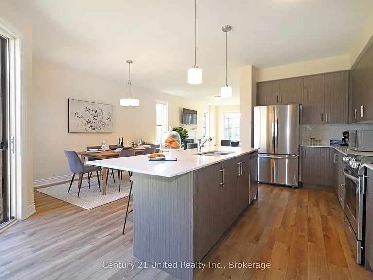 228 Rowberry Blvd — Photo 11