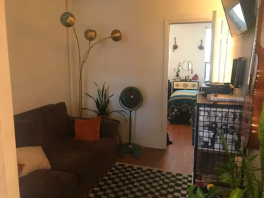 Rented by MySpaceNYC | media 18